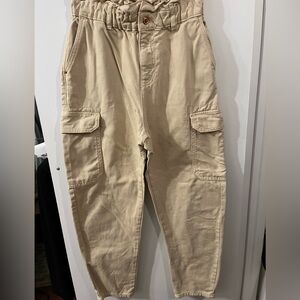 Zara High-Waisted Paperbag Baggy Cargo Jeans (Size 26)